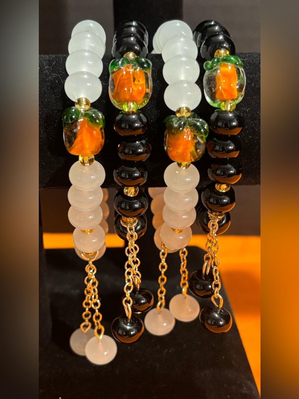 New Autumn Black & White Glass Beaded Bracelet Set with Orange Pumpkin Charms - Picture 2 of 2